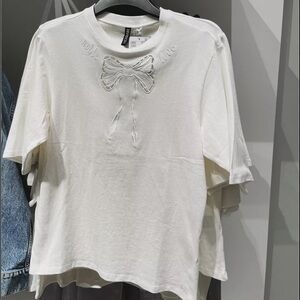 h&m bow cut out tee shirt
